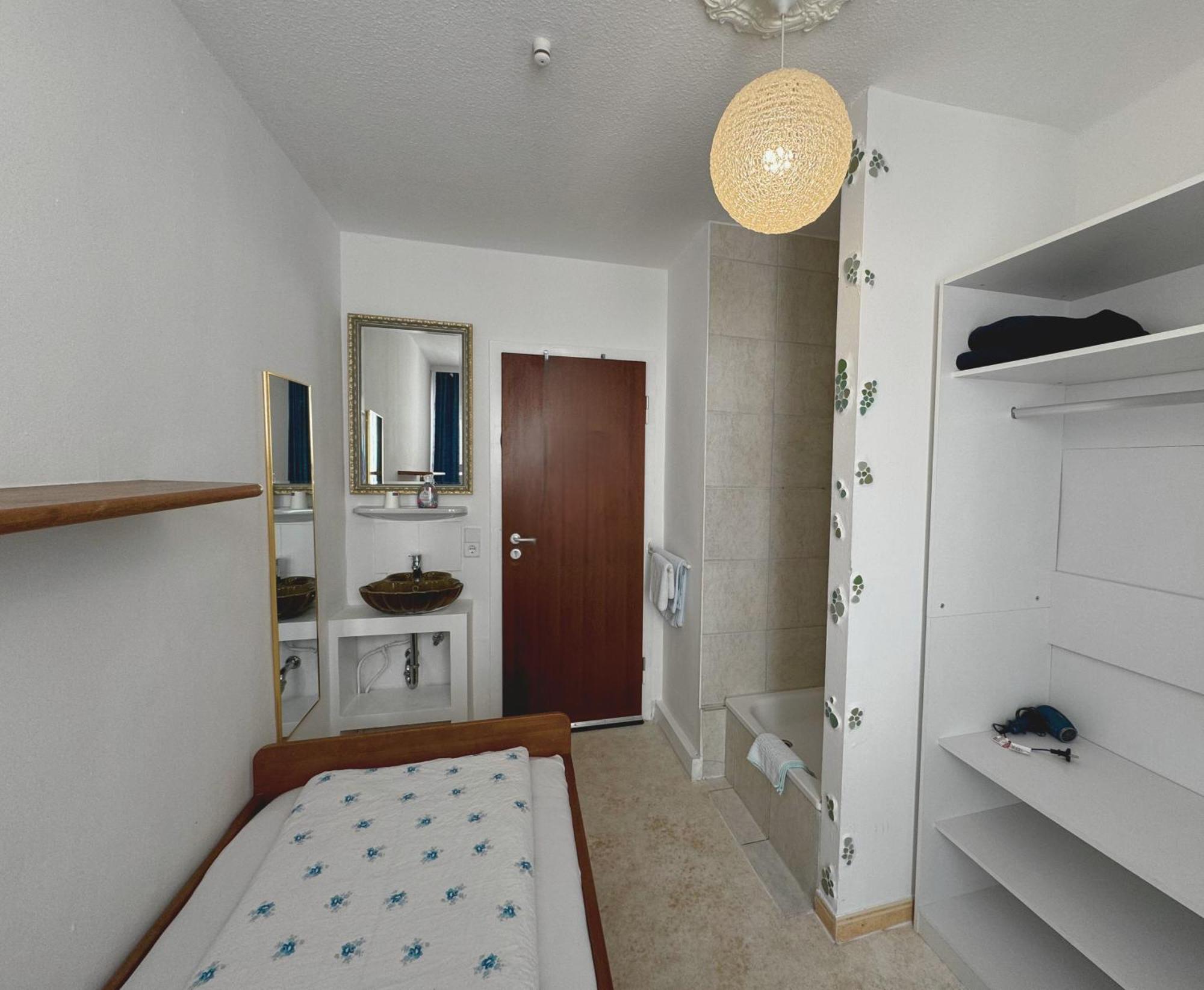 Hostel Heinzelmaennchen ケルン エクステリア 写真