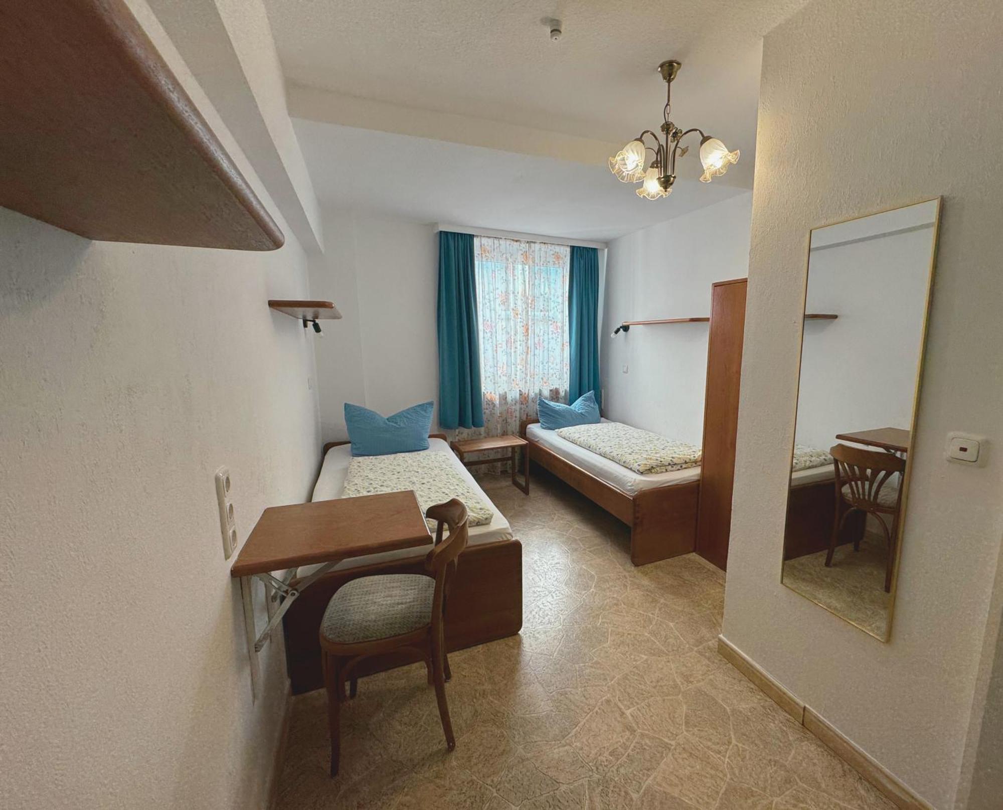 Hostel Heinzelmaennchen ケルン エクステリア 写真